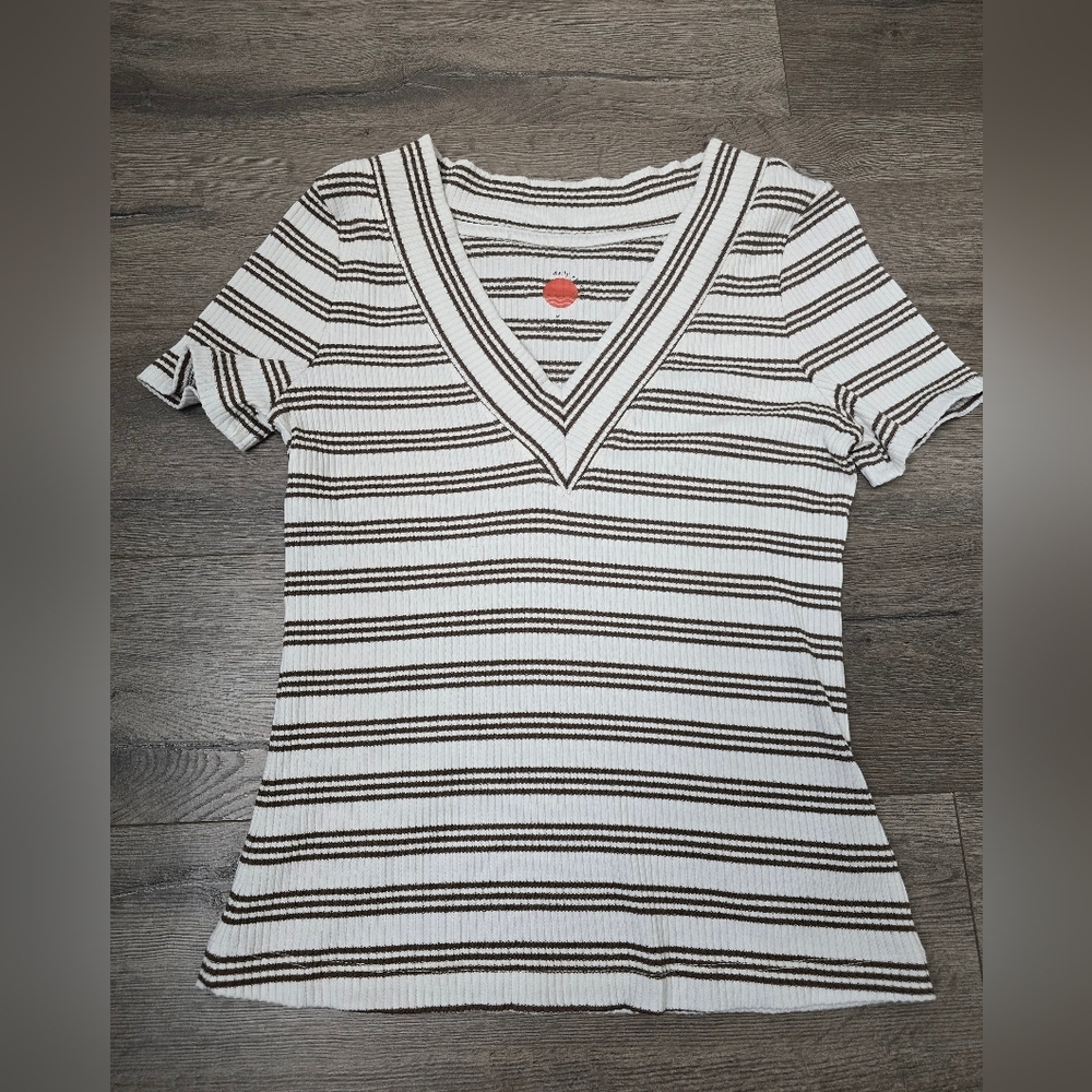 Daily Practice Anthrologie Ribbed Striped Brown White Vneck Size Medium - Picture 3 of 9
